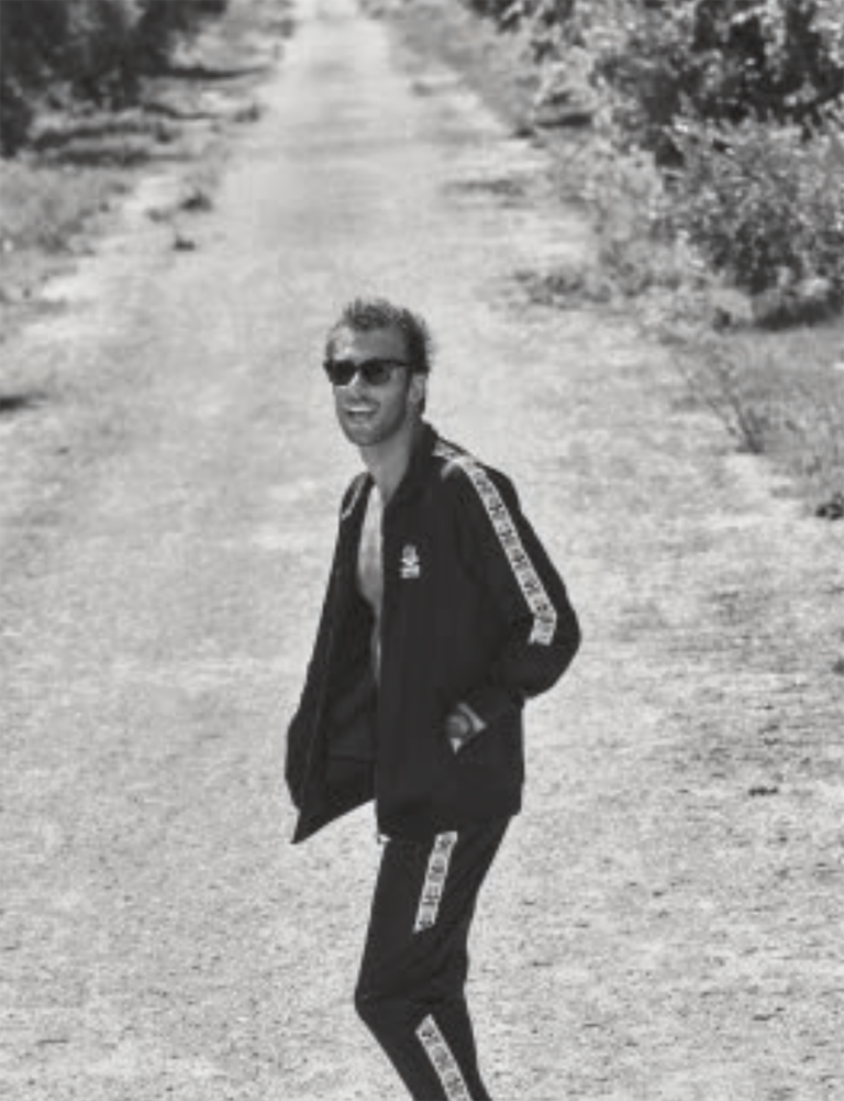 gregorio paltrinieri in strada